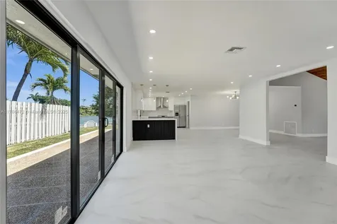 1931 NW 41st Street Oakland Park FL 33309