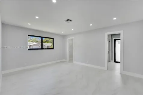 1931 NW 41st Street Oakland Park FL 33309