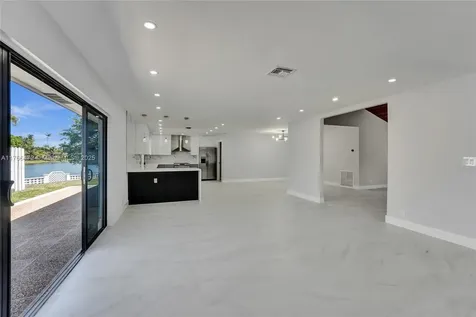 1931 NW 41st Street Oakland Park FL 33309