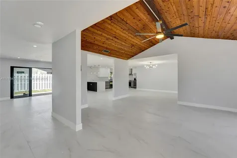 1931 NW 41st Street Oakland Park FL 33309