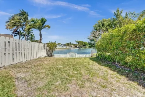 1931 NW 41st Street Oakland Park FL 33309