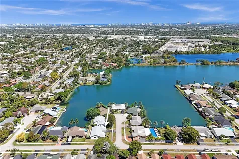 1931 NW 41st Street Oakland Park FL 33309