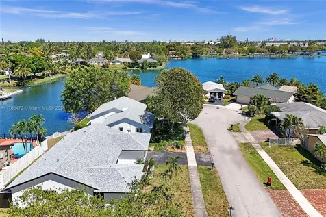 1931 NW 41st Street Oakland Park FL 33309