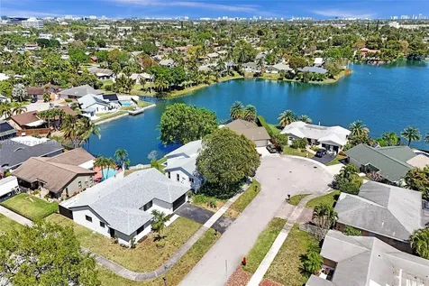 1931 NW 41st Street Oakland Park FL 33309