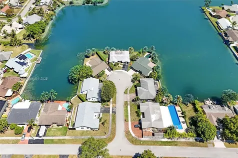1931 NW 41st Street Oakland Park FL 33309