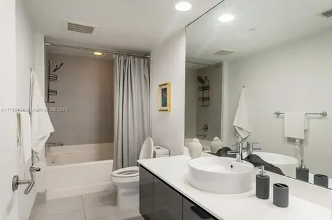 31 SE 6th Street Miami FL 33131
