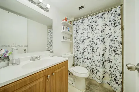 494 NW 165th Street Road Miami FL 33169