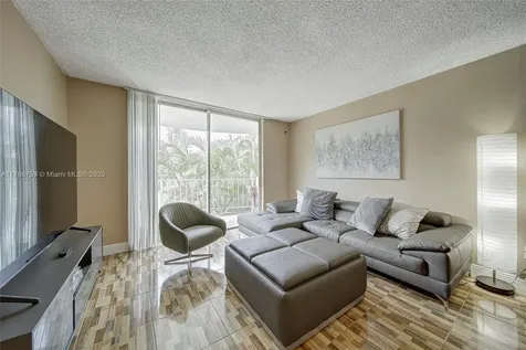 494 NW 165th Street Road Miami FL 33169