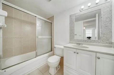 801 NW 47th Avenue Miami FL 33126