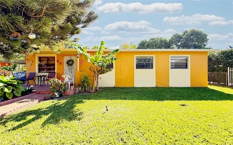 17221 NW 52nd Place Miami Gardens FL 33055