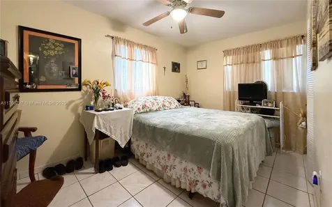 17221 NW 52nd Place Miami Gardens FL 33055
