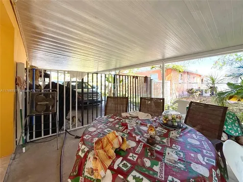 17221 NW 52nd Place Miami Gardens FL 33055