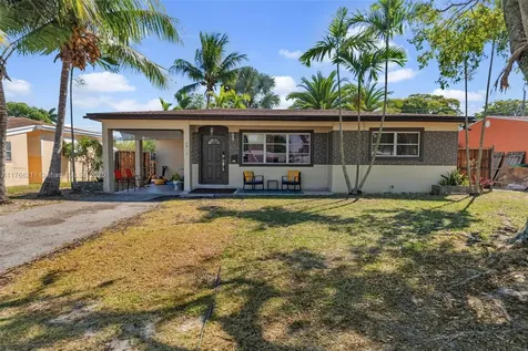 2813 SW 67th Lane Miramar FL 33023