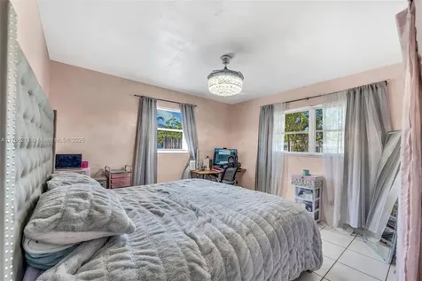 2813 SW 67th Lane Miramar FL 33023