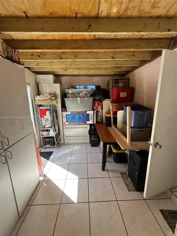 3221 SW 47th Avenue West Park FL 33023