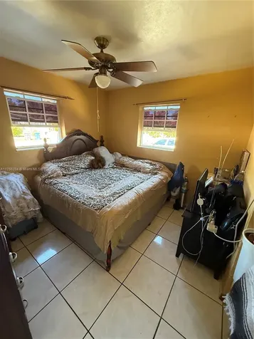 3221 SW 47th Avenue West Park FL 33023
