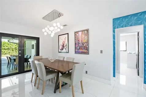 1945 NE 208th Terrace Miami FL 33179