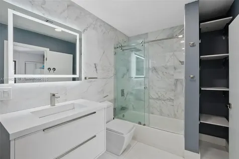 1945 NE 208th Terrace Miami FL 33179