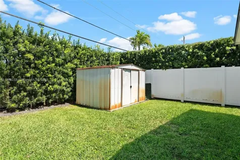 1945 NE 208th Terrace Miami FL 33179