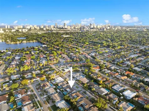 1945 NE 208th Terrace Miami FL 33179