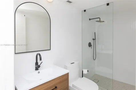 150 Ocean Lane Drive Key Biscayne FL 33149