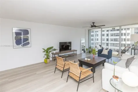 150 Ocean Lane Drive Key Biscayne FL 33149