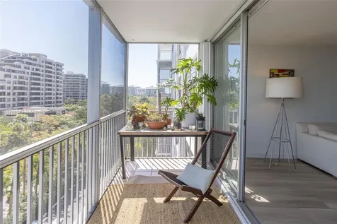 150 Ocean Lane Drive Key Biscayne FL 33149