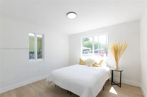 2011 NW 53rd Street Miami FL 33142