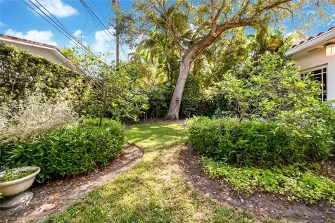 6481 SW 73rd Street South Miami FL 33143