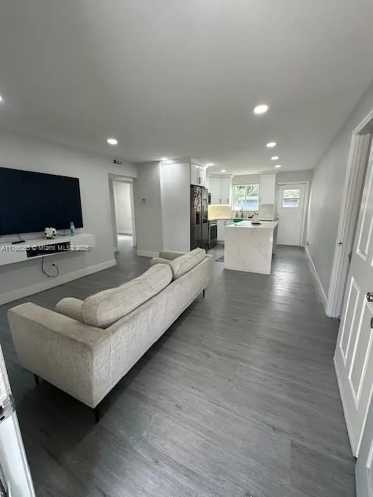 1870 NW 83rd Street Miami FL 33147