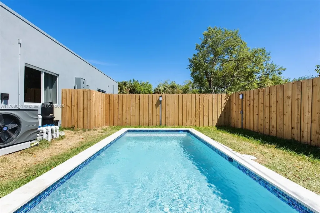 1212 NW 6th Court Fort Lauderdale FL 33311