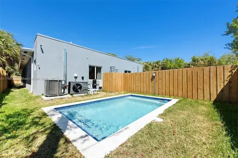 1212 NW 6th Court Fort Lauderdale FL 33311