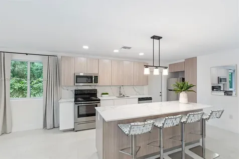 1212 NW 6th Court Fort Lauderdale FL 33311