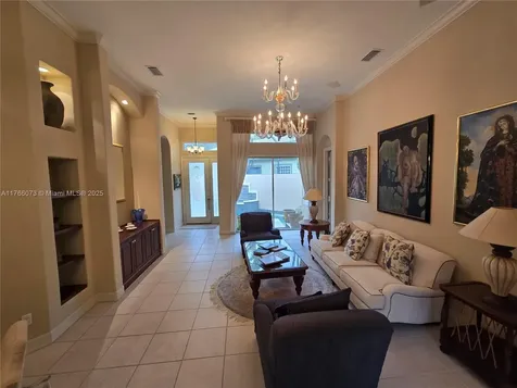 4208 Kensington High Street Naples FL 34105