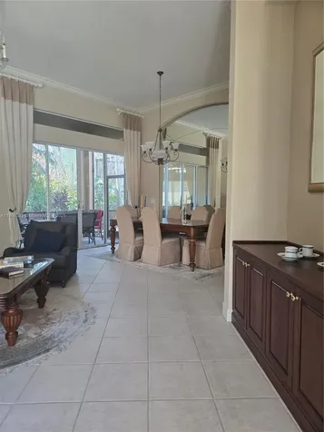 4208 Kensington High Street Naples FL 34105