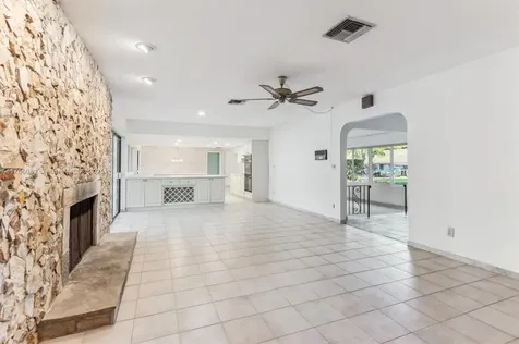 9279 NW 15th Street Coral Springs FL 33071