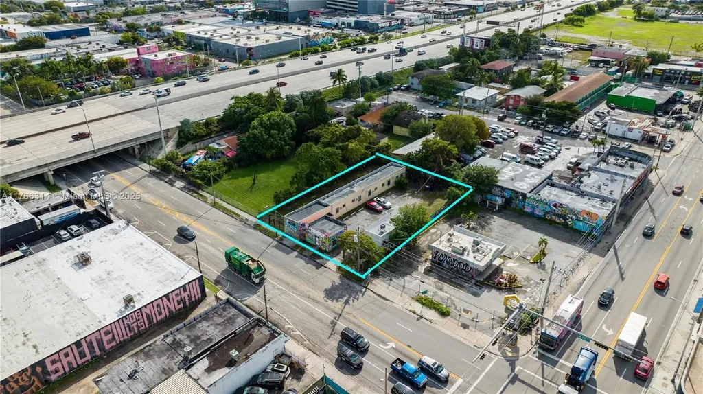 660,662,664 NW 29th Street Miami FL 33127