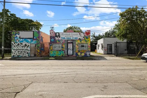 660,662,664 NW 29th Street Miami FL 33127