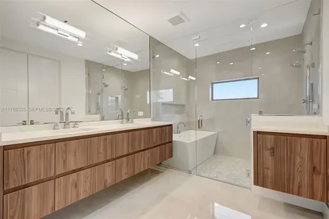 1419 N Lakeside Drive Lake Worth FL 33460