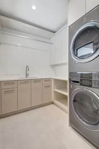 1419 N Lakeside Drive Lake Worth FL 33460