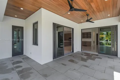 1419 N Lakeside Drive Lake Worth FL 33460