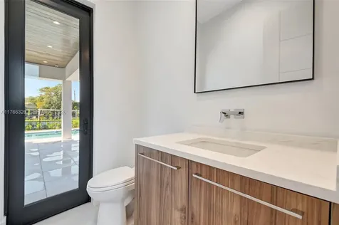 1419 N Lakeside Drive Lake Worth FL 33460