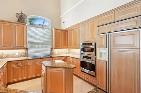 389 Oregon Lane Boca Raton FL 33487