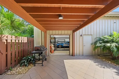 389 Oregon Lane Boca Raton FL 33487