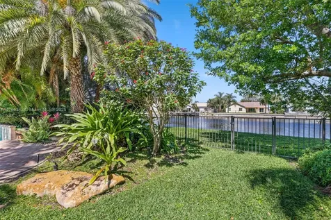 389 Oregon Lane Boca Raton FL 33487