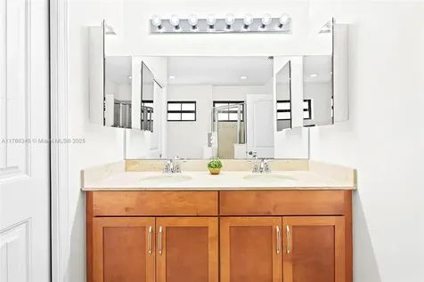 166 Gramercy Square Drive Delray Beach FL 33484