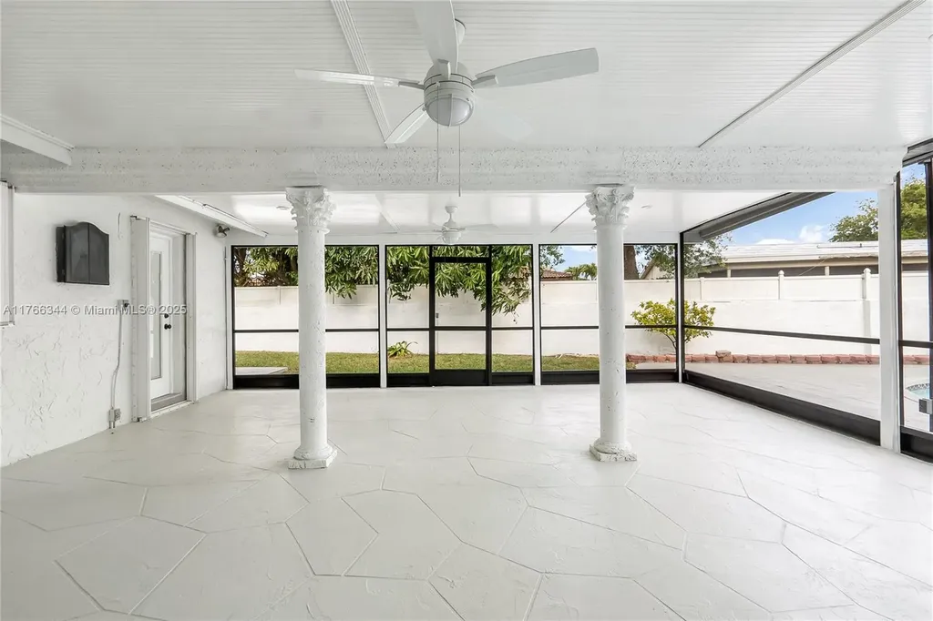 4321 NW 110th Court Coral Springs FL 33065