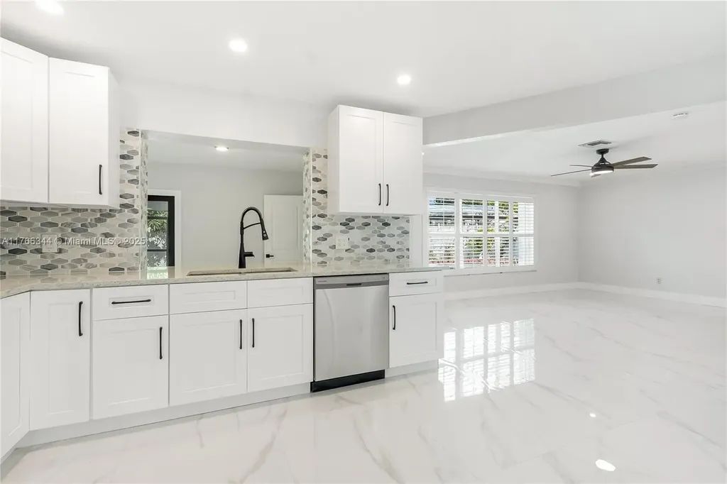 4321 NW 110th Court Coral Springs FL 33065