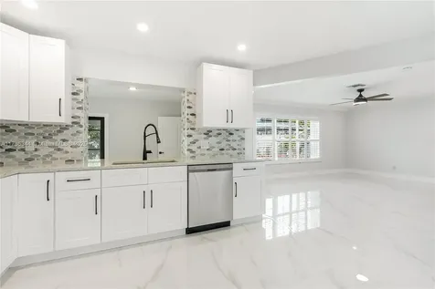 4321 NW 110th Court Coral Springs FL 33065