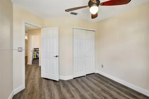 15852 SW 14th Street Pembroke Pines FL 33027
